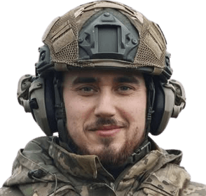 Портрет партнера Сергія Ліпка у військовій формі